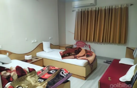 謝里阿迪亞酒店和餐廳