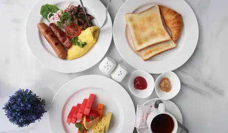 D'Primahotel Pattimura Makassar Отели рядом с достопримечательностью «Wisma Pattimura»