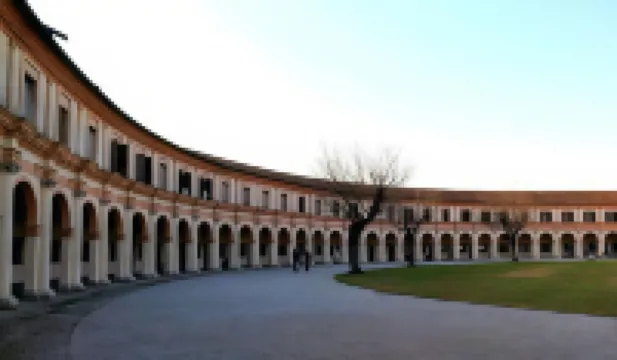 拉隆頓達之家酒店