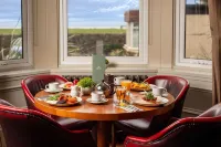 Fairfield House Hotel - breakfast
