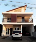 Family Homestay Arya