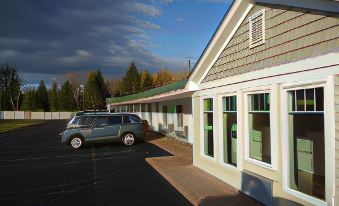 Yankee Clipper Motel