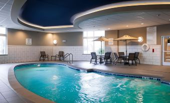 Holiday Inn Express & Suites Madison Central