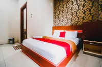 RedDoorz Plus @ Grand City Inn Các khách sạn ở Balla Parang