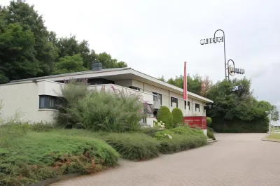 Bastion Hotel Heerlen Hotels near Oude grot