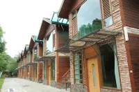 Pei Kong Creek Resort Hotels in Guoxing Township