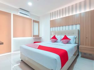 Super OYO 1948 Apartement Sentul Tower