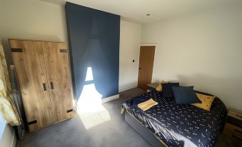 Luxury 2 Bed Apartment in Stoke-on-Trent