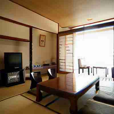 Washu Onsen Bizenya Koushi Rooms