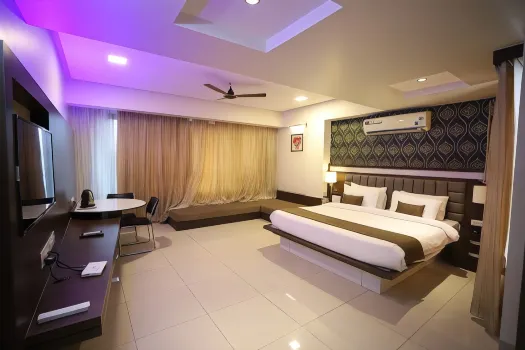 Hotel Seven Sky Hotels near Hotel Sai Sarthak