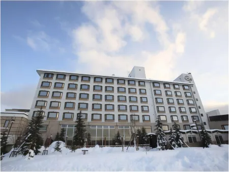 THE FOREST AKAN TSURUGA RESORT Отели рядом с достопримечательностью «‎Akan Ainu Kotan»