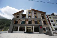 Mount Feast Hotel Hotels near Saif-ul-Muluk Lake