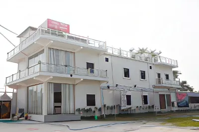 GURU KRIPA GARDEN Hotels in Govardhan