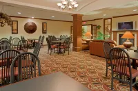 Holiday Inn Express & Suites Kent - University Area Отели в г. Стоу