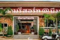 Buengngarm Resort Hôtels à : 