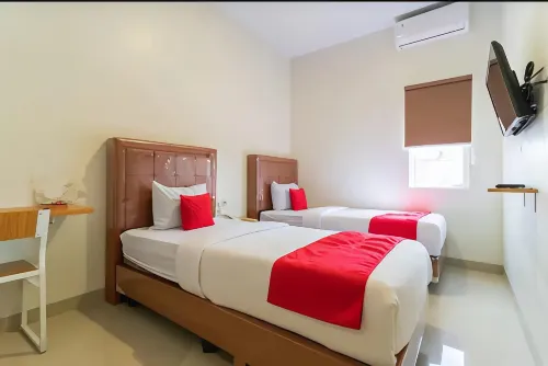 Lexus Hotel Medan Hotels in Sei Sikambing B