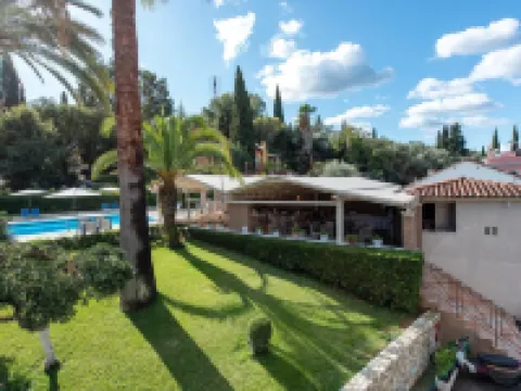 アニタ ホテル ペラマのホテル