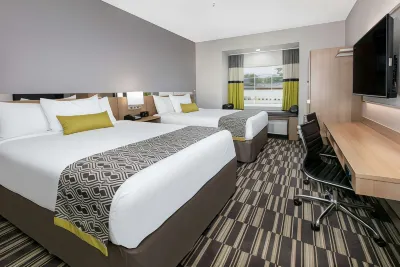 Microtel Inn & Suites by Wyndham Lubbock Hotel di Lubbock