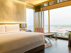 Renaissance Lucknow Hotel