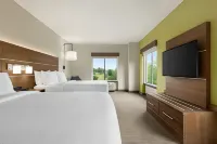 Holiday Inn Express & Suites Akron Regional Airport Area Hotels in Green
