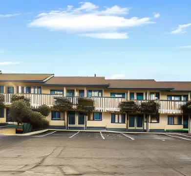 Scottish Fairway Inn