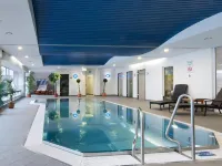 Best Western Macrander Hotel Dresden - Kolam Renang