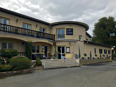 Les Criquets Hôtel & Spa Hotels in Eysines