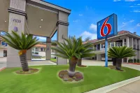 Motel 6 la Mesa, CA فنادق في Spring Valley