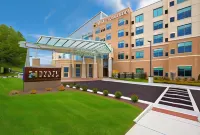 Hyatt Place Hampton Convention Center - Bãi đậu xe