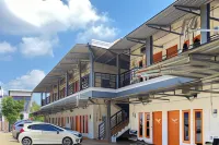 Wisma Al-Araf Syariah Mitra RedDoorz Palembang Hotel a Palembang