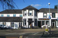 OYO the Watermans Arms Hersham 엘름브릿지 호텔