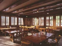 Hotel du Pigne فنادق في إيفولين