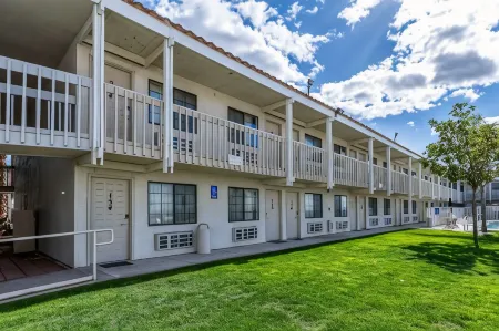 Studio 6 Buttonwillow, CA Отели в г. Баттонвиллоу