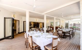 Nkosi Guest Lodge