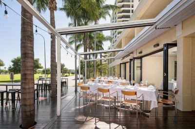 レストラン クラウンプラザ パースの写真