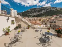 Palazzo Cherchi Hotels in Dorgali