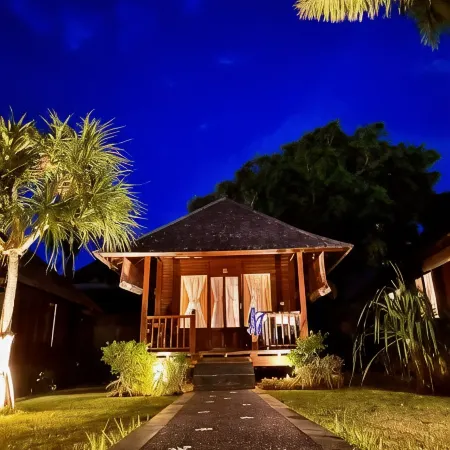 Balangan Surf Resort Отели рядом с достопримечательностью «Пляж Баланган»