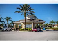 Spacious Villa with private pool and gameroom  King / King / Queen/ 2 Twins )