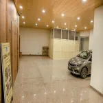 Komal Inn - parking