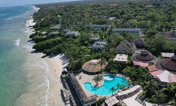Leopard Beach Resort & Spa