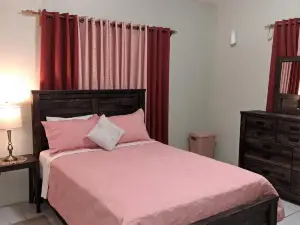 Tropix Getaway - Rental Car Available