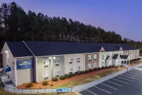 Microtel Inn & Suites by Wyndham Athens Hotels in Athens