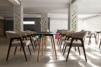 플로라 마리아 호텔