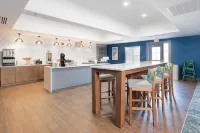 La Quinta Inn & Suites by Wyndham Shawnee - servizio colazione