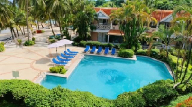 Coco Reef Resort & Spa