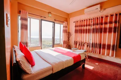 Hotel August International