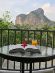 Baan Nai Lake View Resort - con vistas a la montaña
