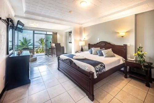 Paradise Jaco Beach Front Hotels in Jaco