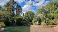 Flower Lane Guesthouse Hotels in Kathu