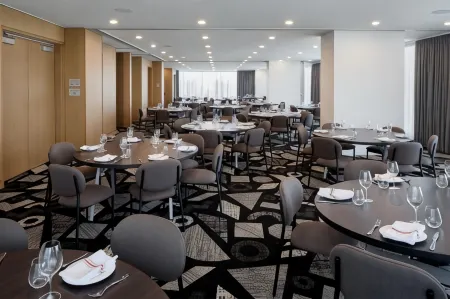 Courtyard  Montreal Laval